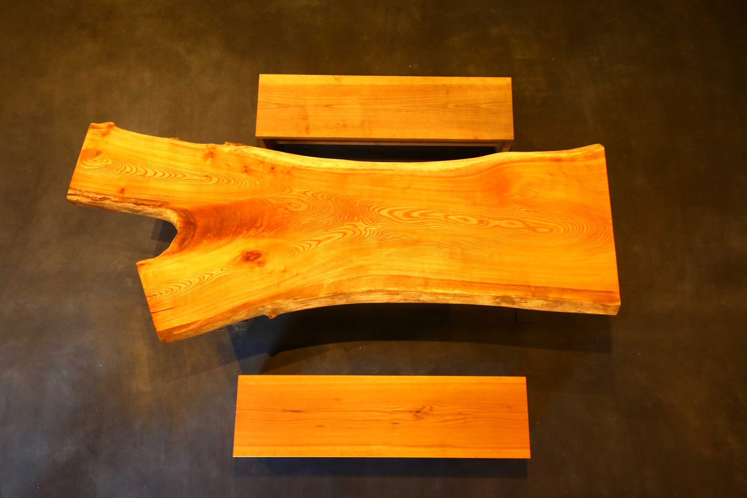Zelkova wood table